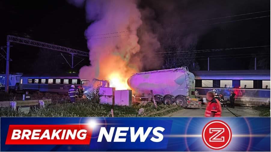 Pompieri stingând incendiu la autocisternă arsă în Filipești