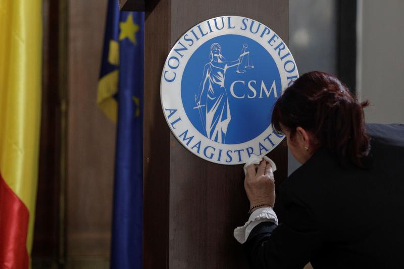 Judecători din CSM în ședință, dezbatere despre libertatea de exprimare