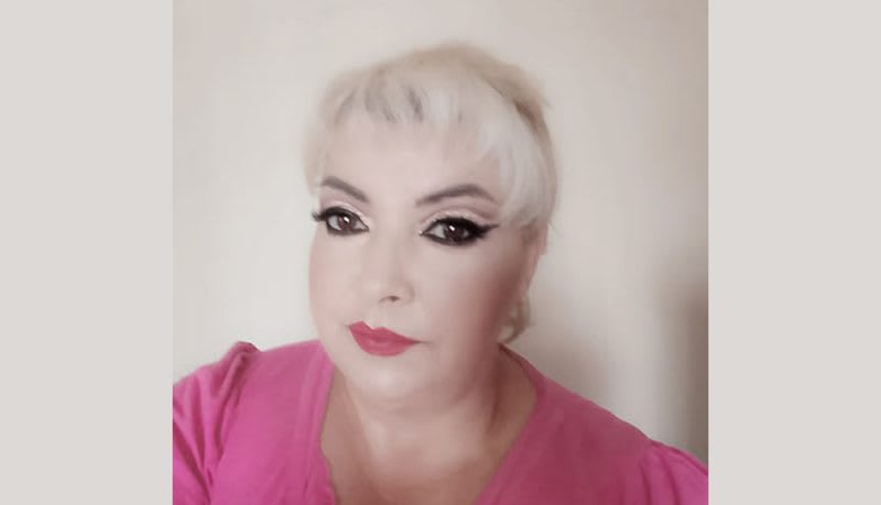 Cristina Păun discutând despre fiica ei Alexandra