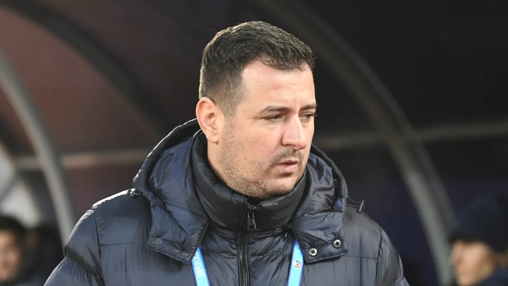 Ianis Zicu în timpul unui interviu despre pierderea foștilor colegi