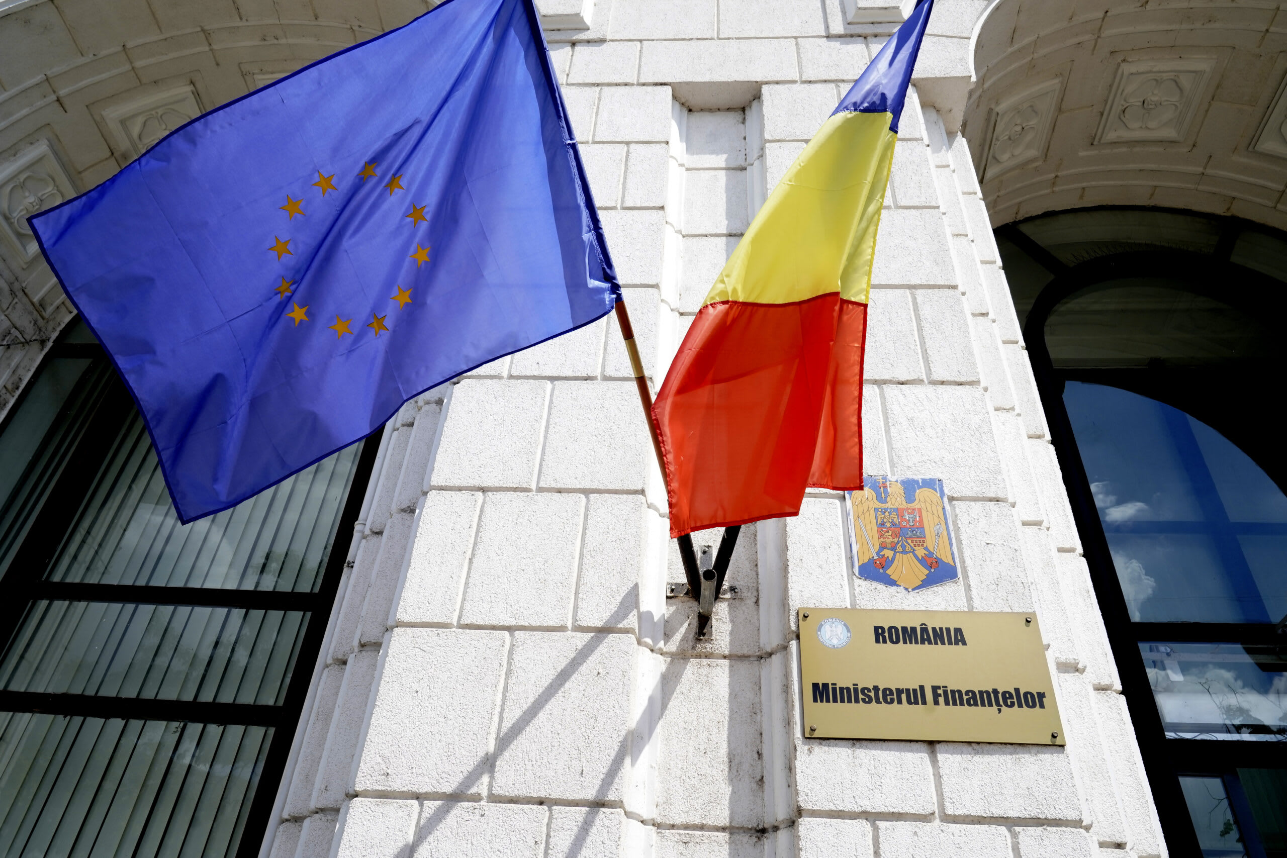 Grafice economice România 2026, reducerea deficitului bugetar