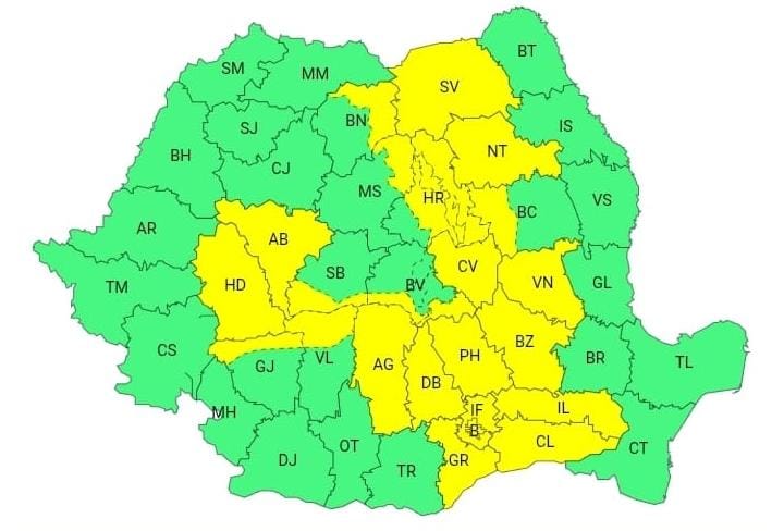Vânt puternic și ploaie torențială în Dâmbovița, România