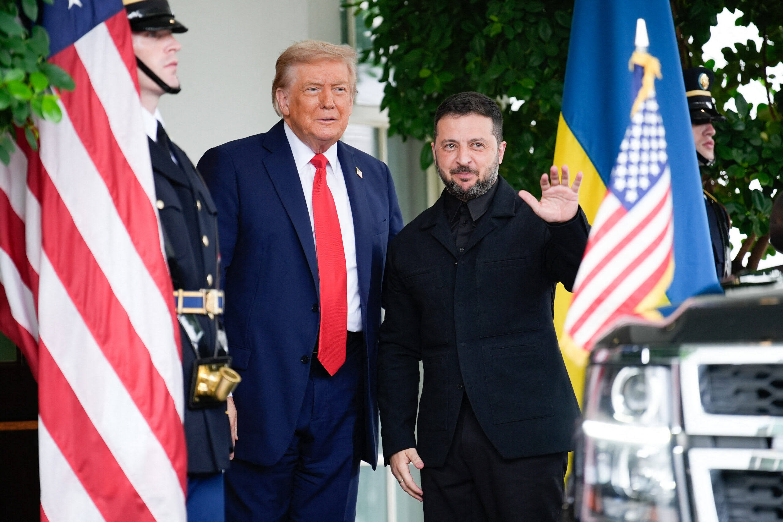 Volodimir Zelenski și Donald Trump la Casa Albă