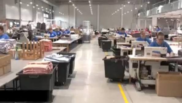 Fabrică modernizată din Oradea cu angajați și facilități verzi