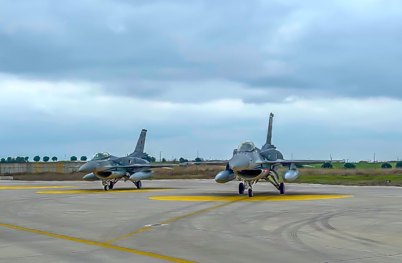 Dronă doborâtă de un F-16 românesc