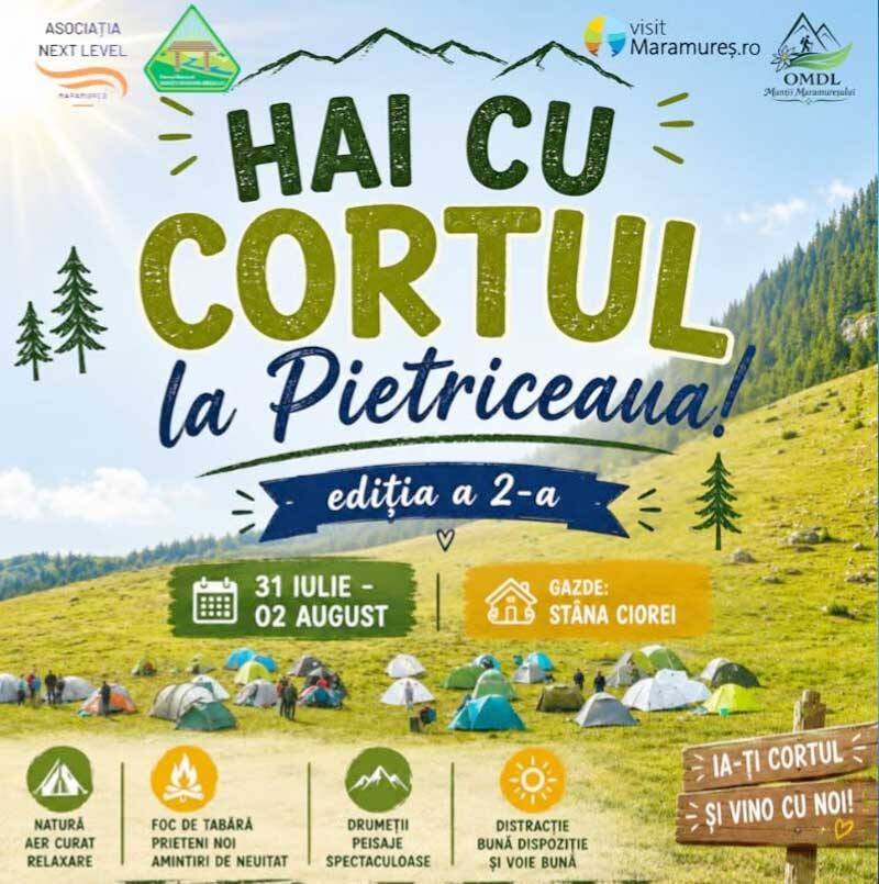 Tineri camping în munții Maramureșului, foc de tabără, peisaj montan