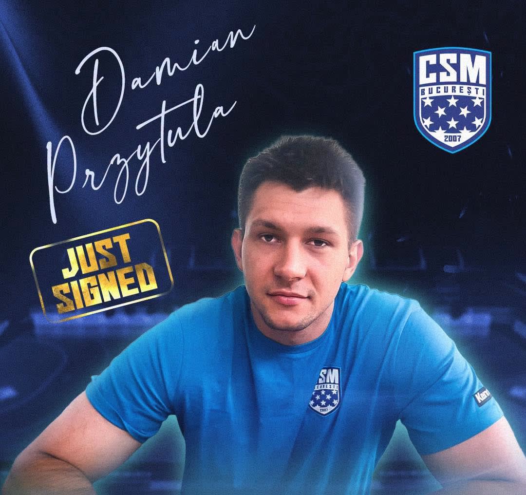 Damian Przytuła în acțiune, handbal masculin, CSM București