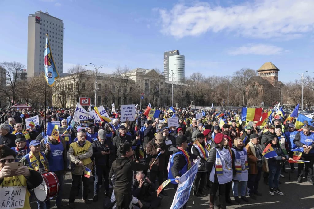 Sindicaliști în discuție despre legea salarizării