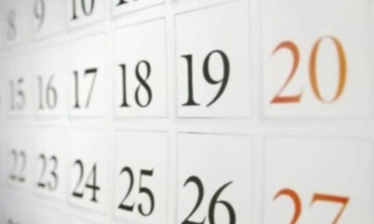 Calendar zile libere și minivacanțe în România 2026 și 2027