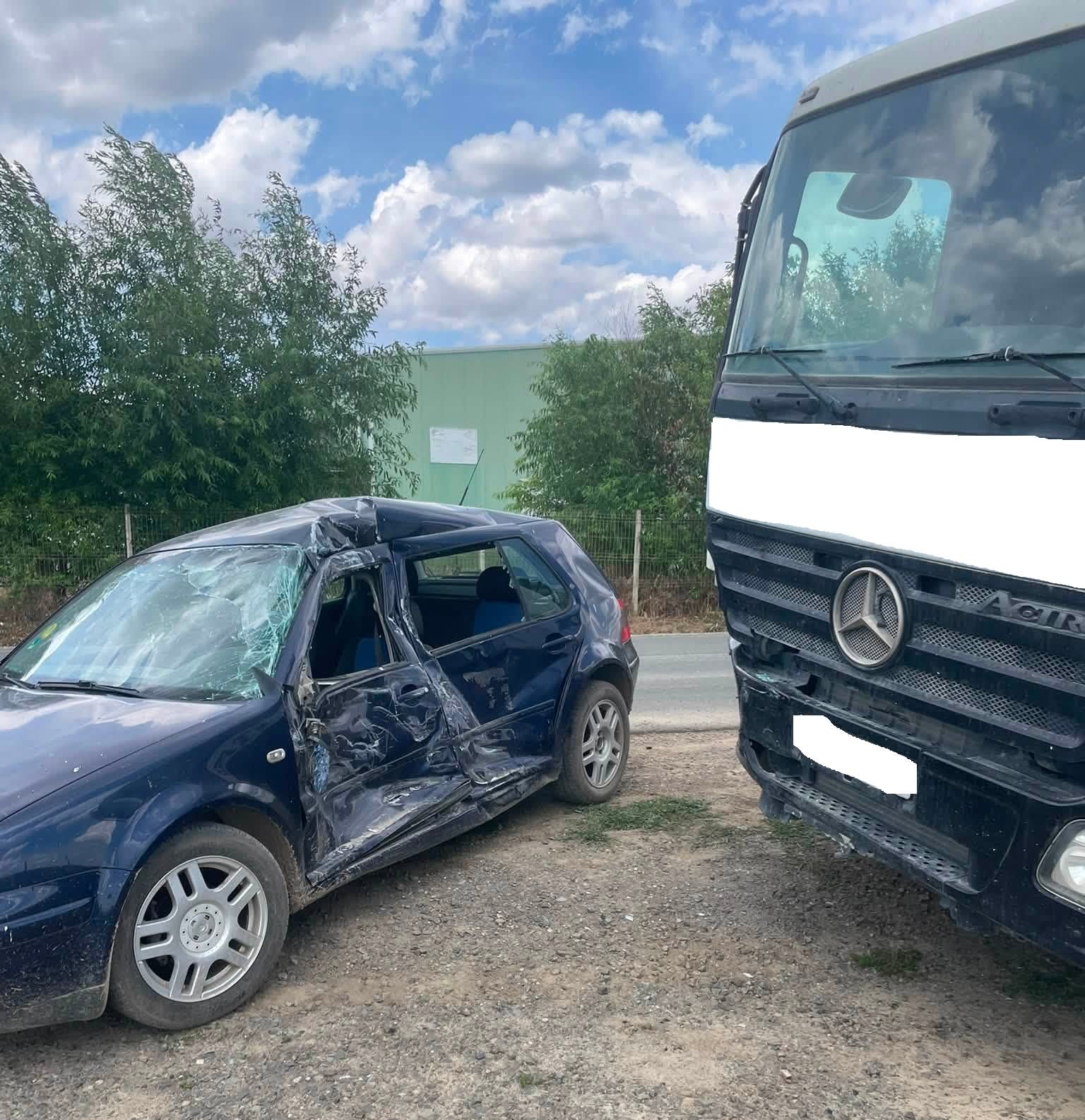 Accident rutier între betonieră și autoturism în Tulcea