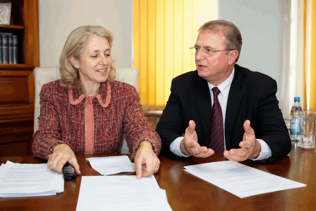 Proiect imobiliar modern în centrul Râmnicului, cu zone verzi și apartamente Proiect imobiliar modern în centrul Râmnicului, cu zone verzi și apartamente