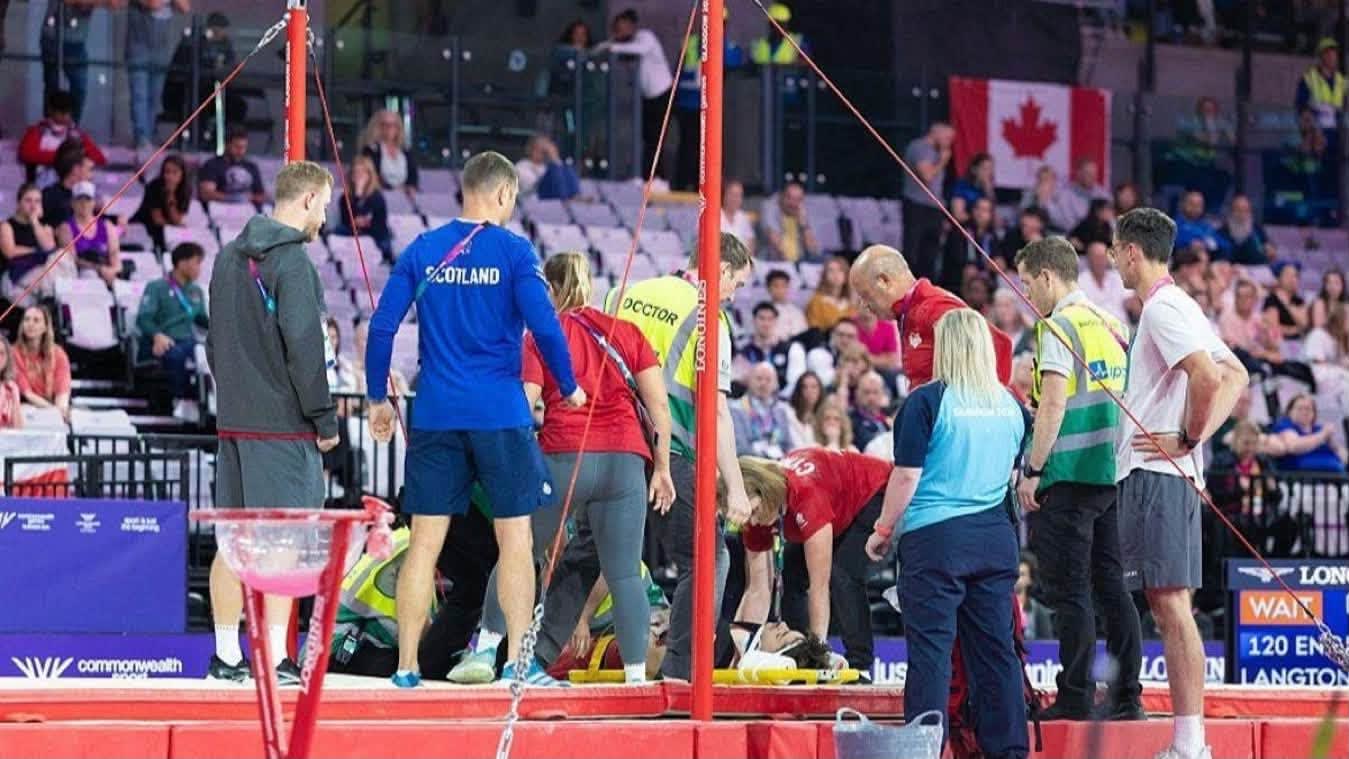 Gimnast britanic în timpul exercițiului la bara fixă, accident în timpul competiției