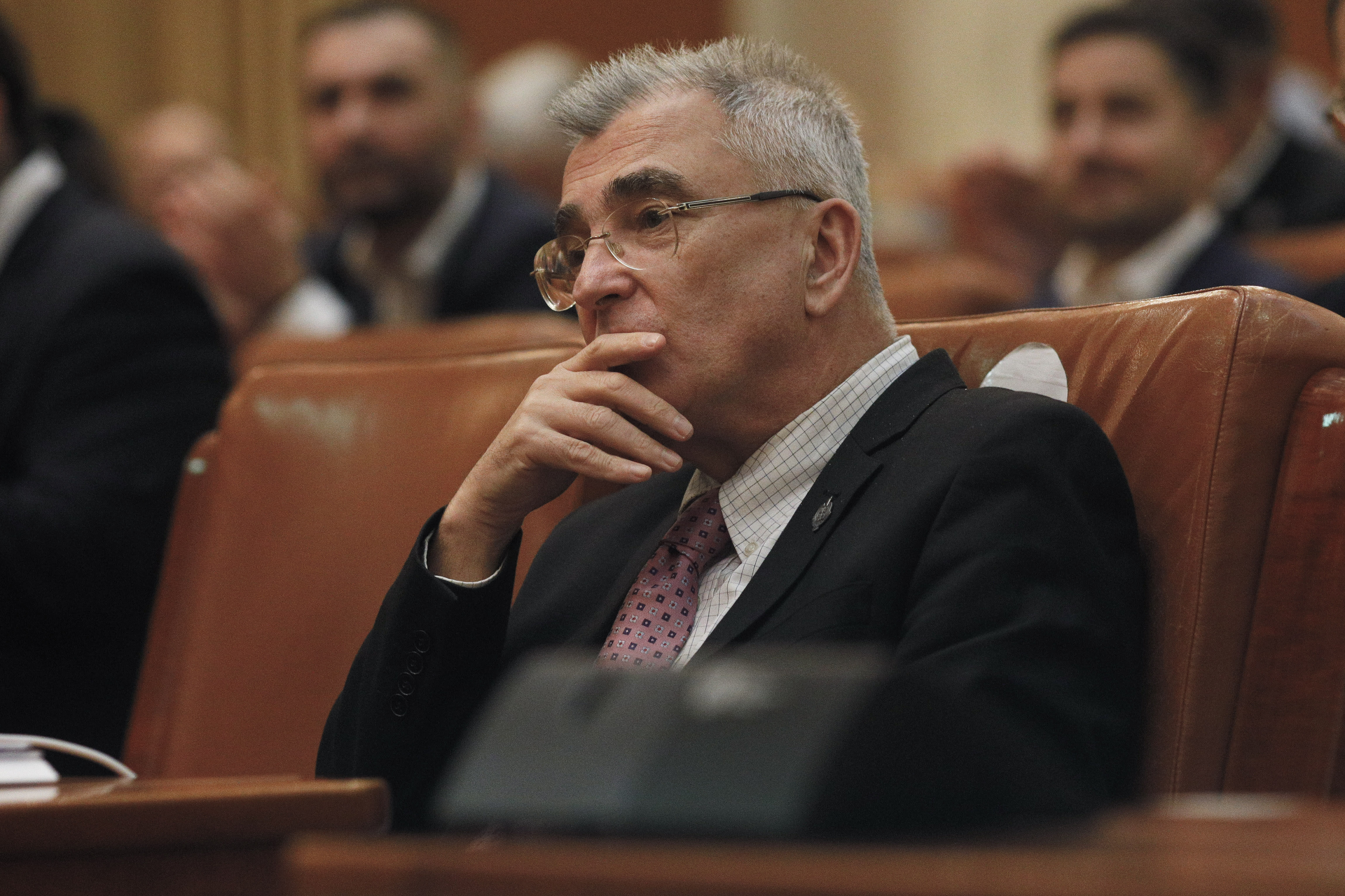 Petrișor Peiu, lider AUR, în conferință