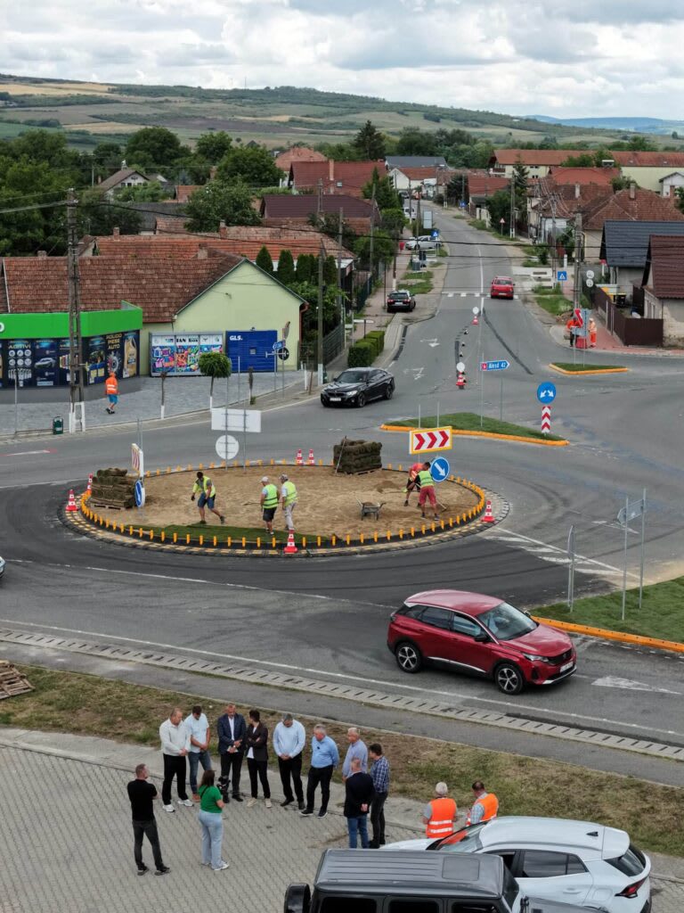 Noul sens giratoriu de la Nușfalău, modernizare rutieră în Sălaj