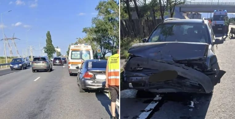 Ambulanță și echipaj medical intervenind la accident rutier în Vrancea