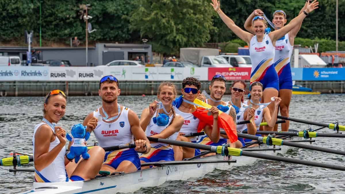 Sportivii David Costel Chitic și Stejara Olariu, medaliați cu argint la Campionatele Mondiale U23 de canotaj
