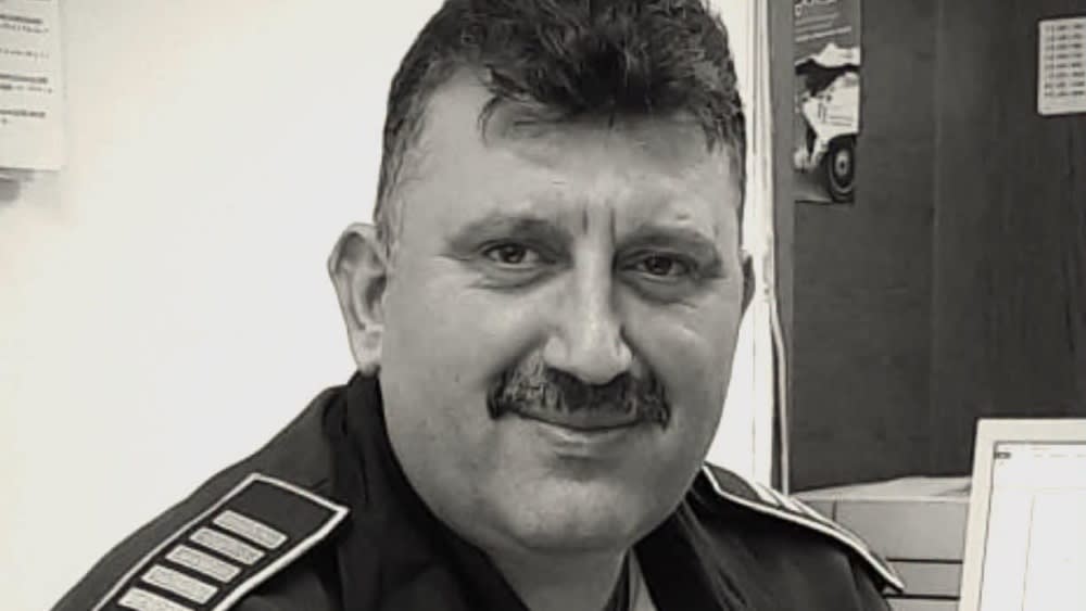 Polițist în uniformă, Bacău, scene de doliu