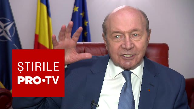 Traian Băsescu discutând despre drone