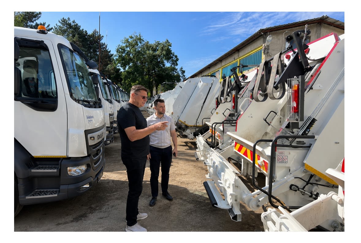 Autogunoiere noi pentru colectarea deșeurilor în Ialomița Autogunoiere noi pentru colectarea deșeurilor în Ialomița