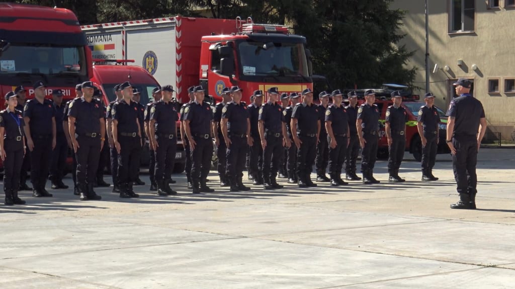 40 de pompieri români au plecat în Grecia pentru a combate incendiile de pădure