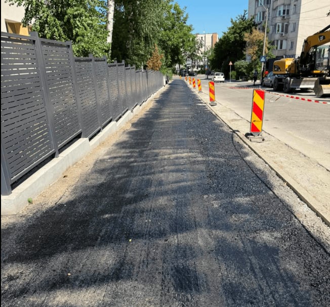 Lucrările de reabilitare continuă în cartierele din Târgu Mureș pe strada Cernavodă