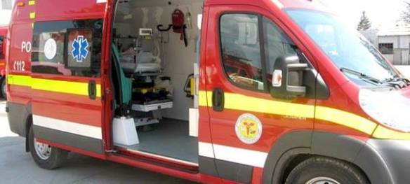 Echipaj ISU intervenind la accident rutier în Constanța