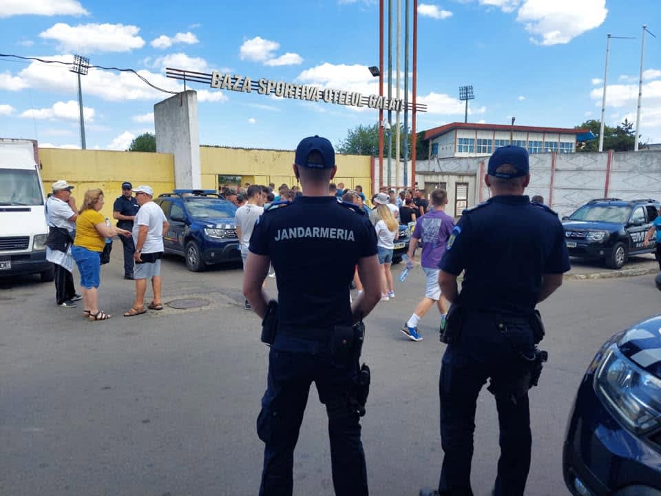 Reguli noi pentru suporteri la meciul Oțelul – Dinamo: bere, zone în picioare și sancțiuni suspendate