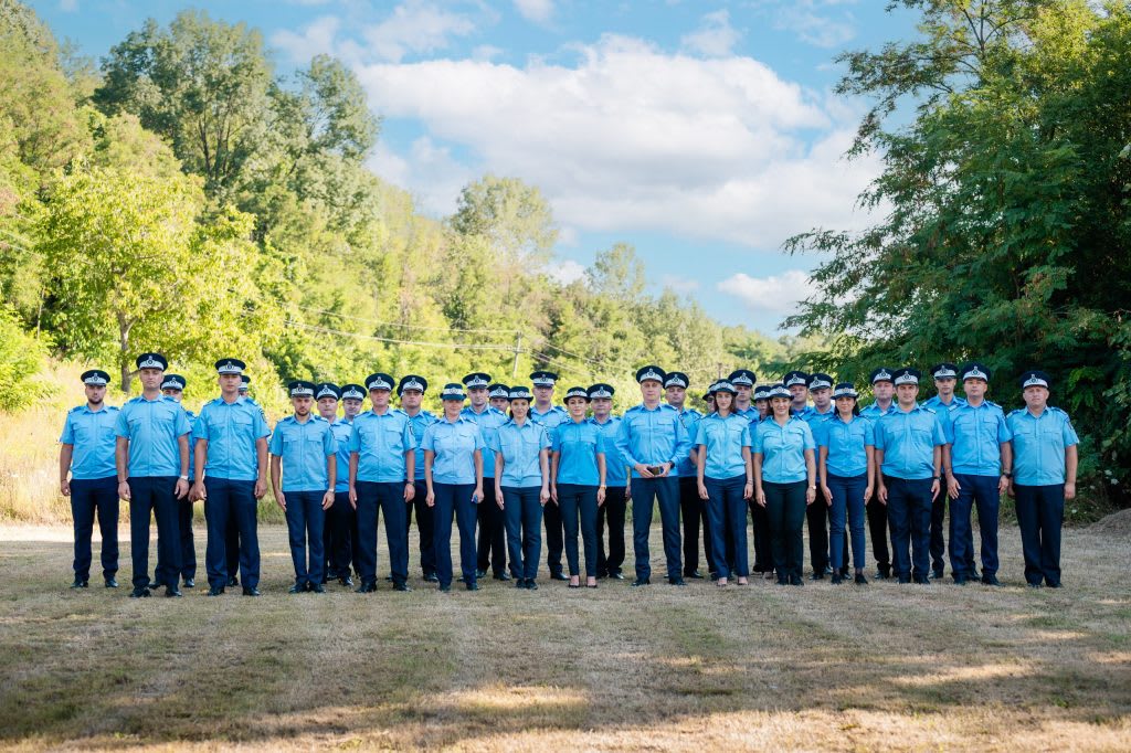 49 de subofițeri din Jandarmeria Vâlcea, avansați în grad la termen