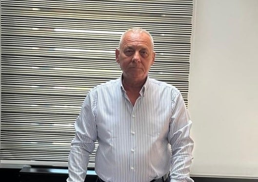 Mihai Pătrașcu în sala de consiliu local Ovidiu