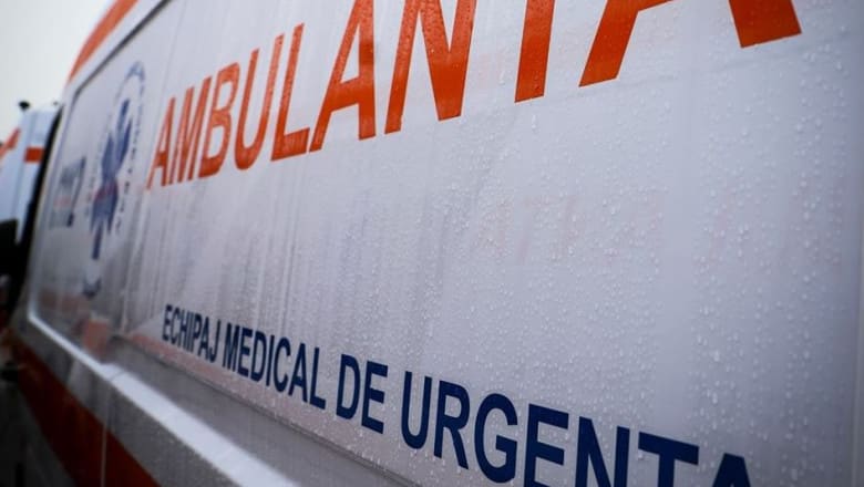 Ambulanță la spitalul din Suceava Ambulanță la spitalul din Suceava