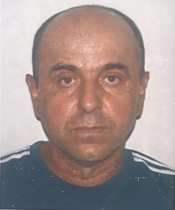 Polițiști în acțiune căutând un bărbat dispărut în Vâlcea Polițiști în acțiune căutând un bărbat dispărut în Vâlcea