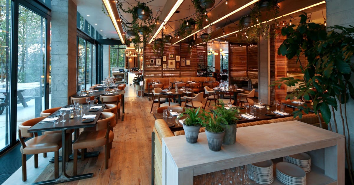 Românii reduc cheltuielile de răsfăț, care a afectat restaurantele și saloanele în 2026