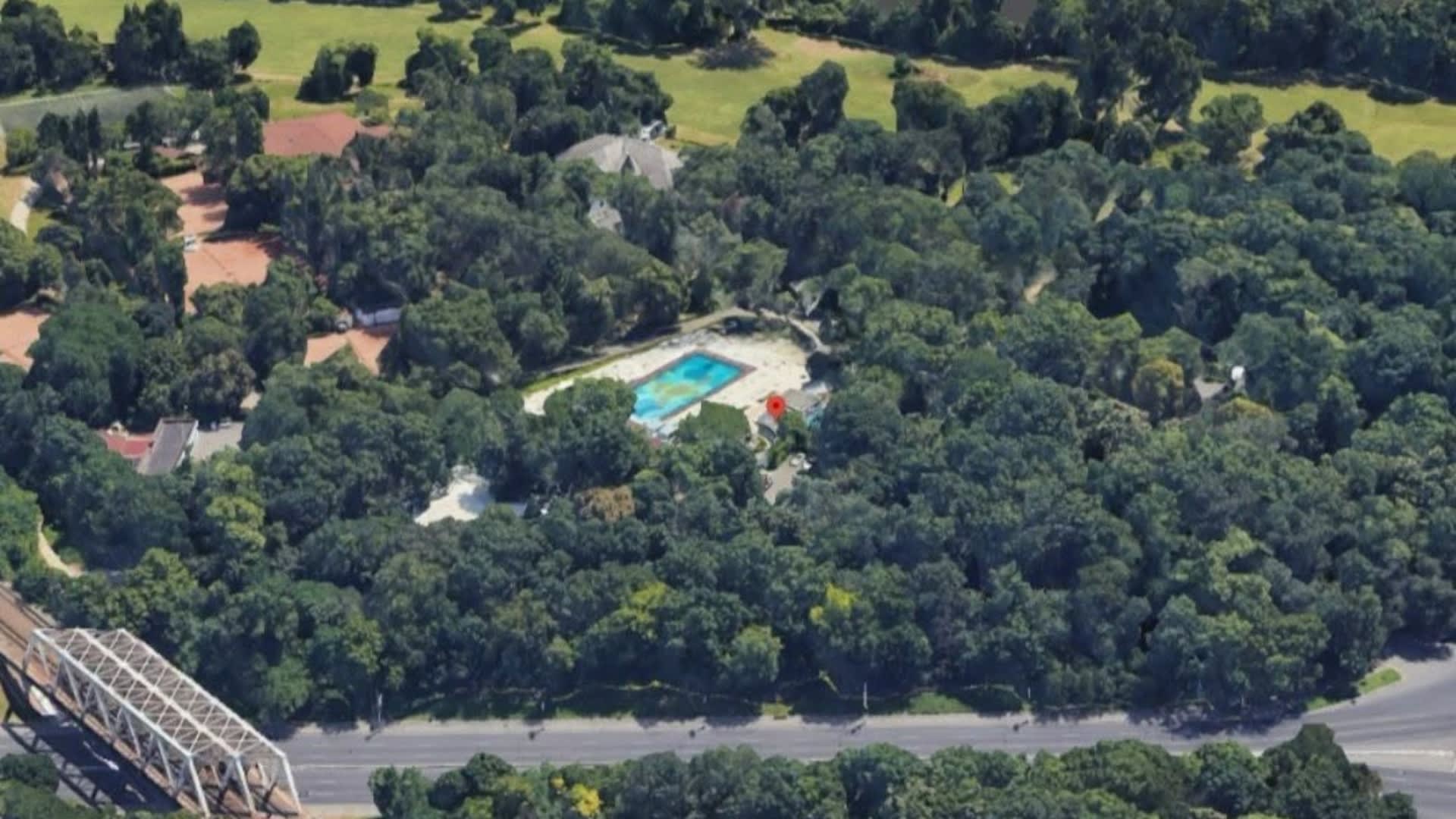 Zona închisă a Parcului Herăstrău în proces de reabilitare Zona închisă a Parcului Herăstrău în proces de reabilitare