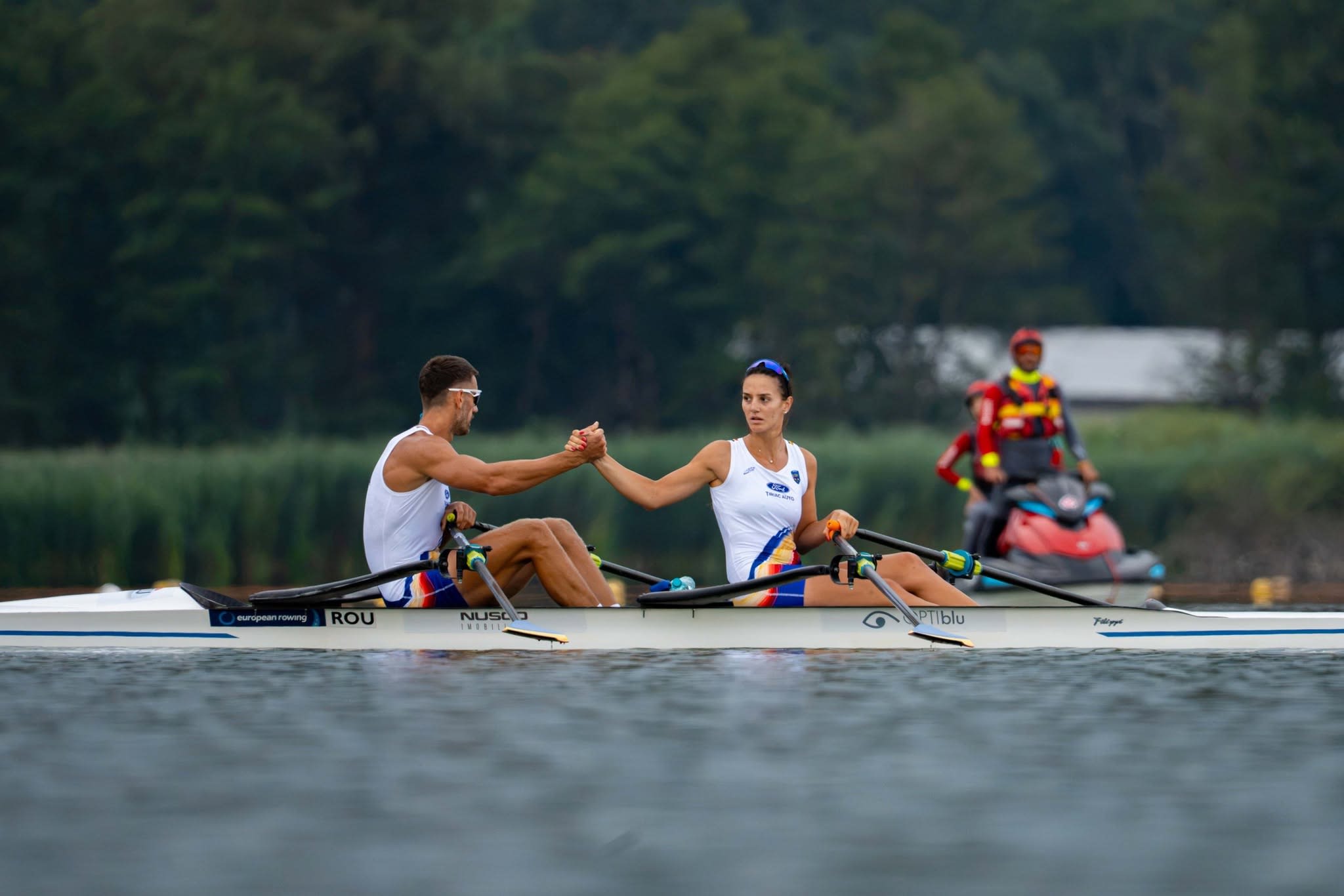 Marian Enache și Iulia Bălăucă câștigând medalia de aur la Europenele de la Varese