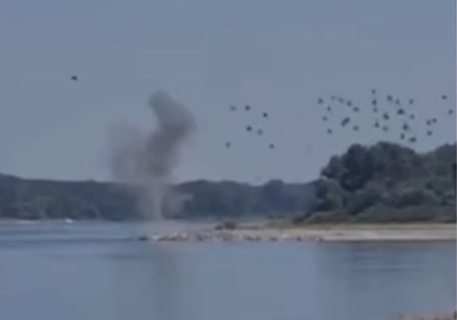 Armata a detonat o stâncă pe Dunăre pentru a asigura funcționarea Reactorului 2 de la Cernavodă