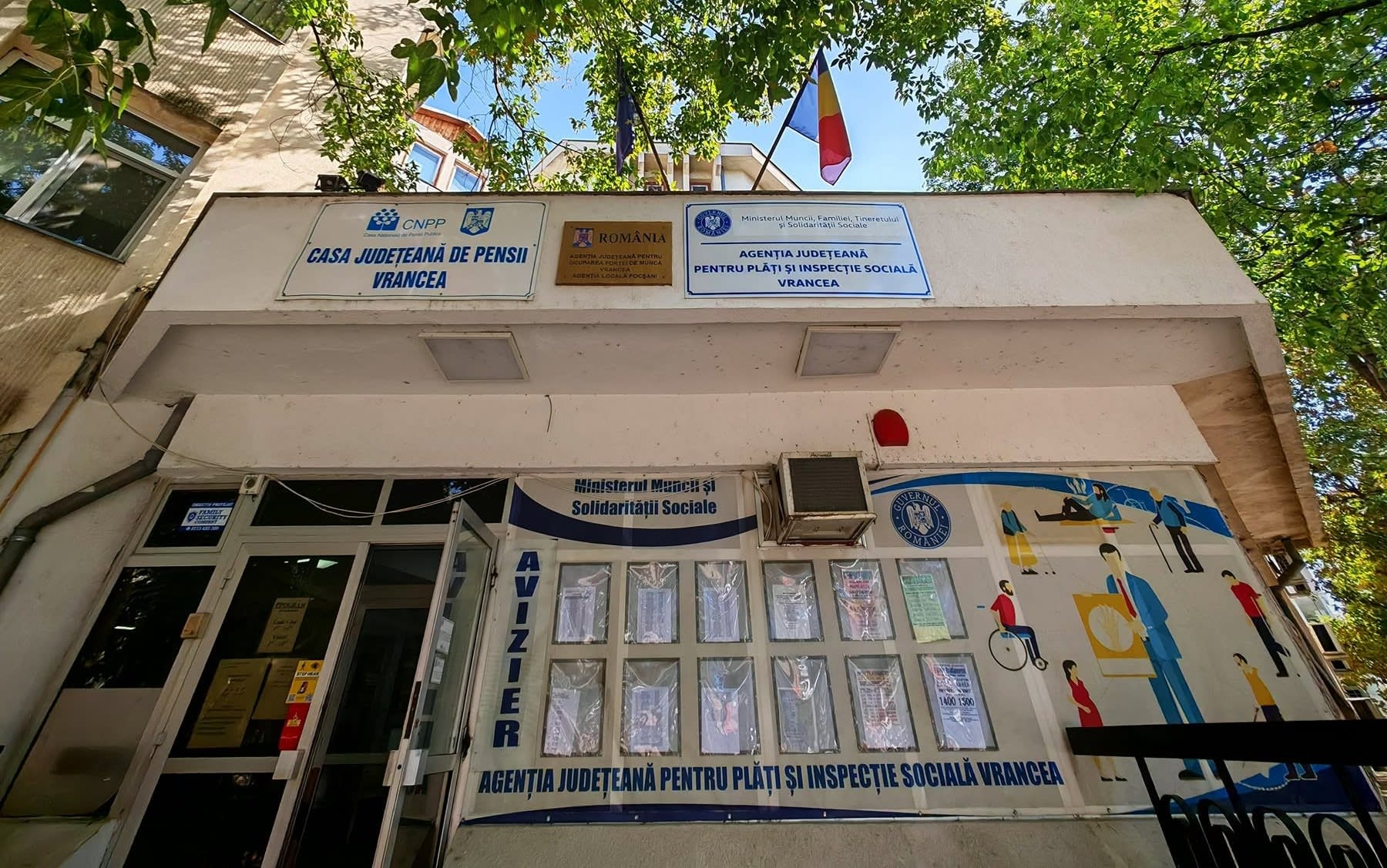Centre rezidențiale din Vrancea, control social, beneficiari și personal Centre rezidențiale din Vrancea, control social, beneficiari și personal