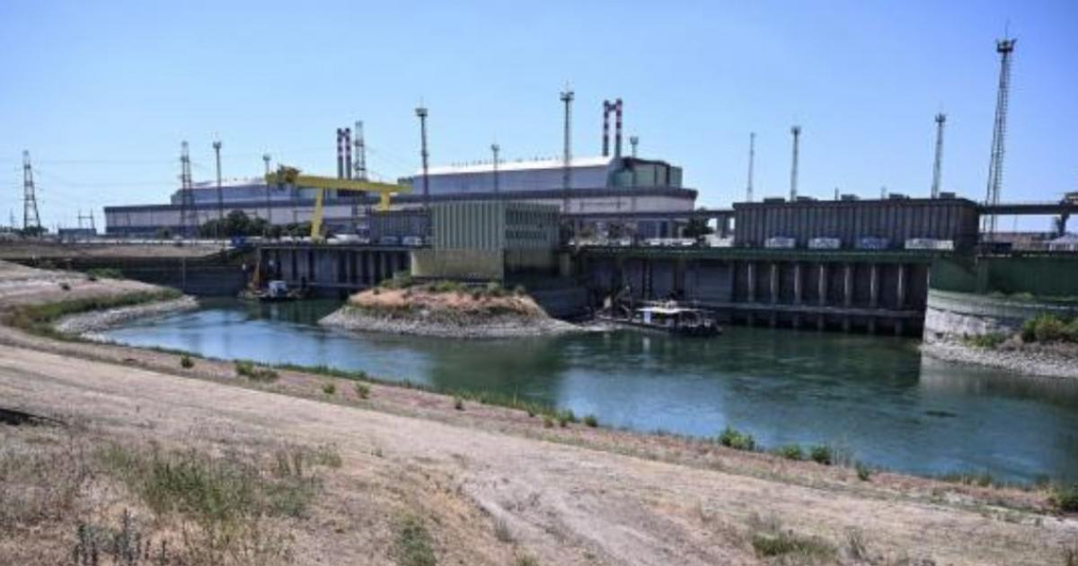 Centrala nucleară Paks din Ungaria în funcțiune, cu nivelul scăzut al Dunării Centrala nucleară Paks din Ungaria în funcțiune, cu nivelul scăzut al Dunării