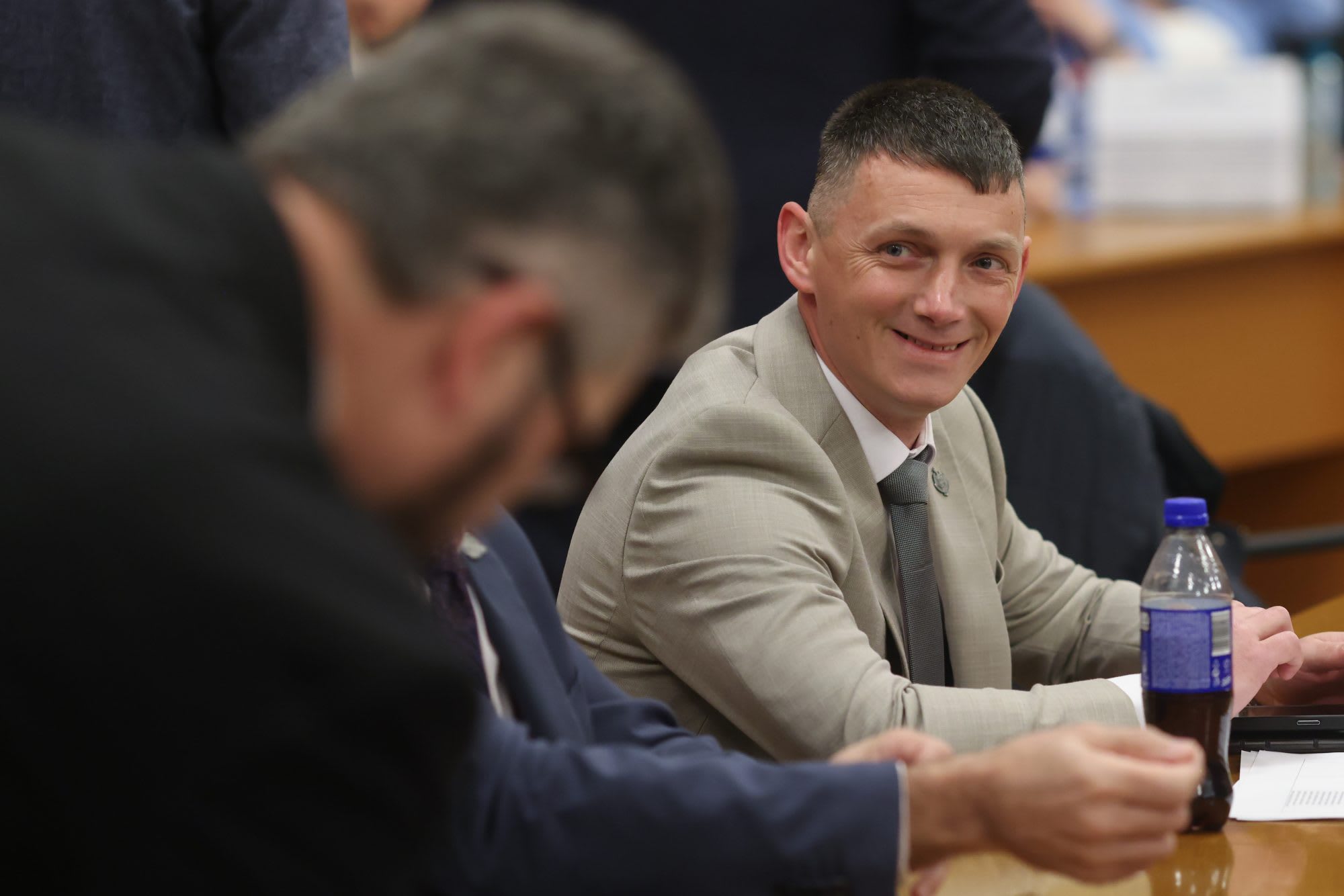 Senatorul Paul Pintea, fost membru POT, trimis în judecată pentru conducere fără permis, având deja o condamnare cu suspendare