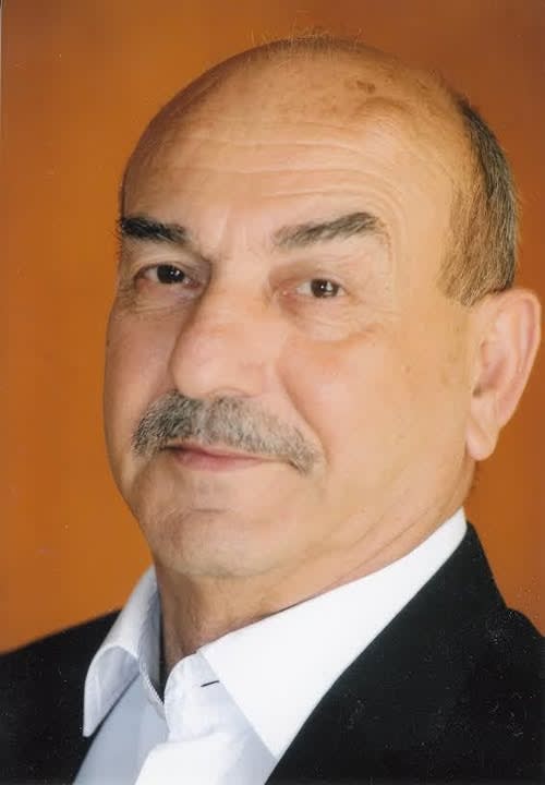 Traian Dobrinescu, scriitor român, în cadrul unei evenimente culturale Traian Dobrinescu, scriitor român, în cadrul unei evenimente culturale