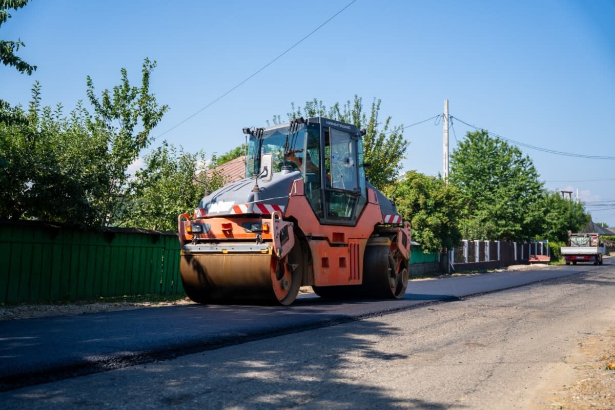 Asfaltare DJ 155P în comuna Fântâna Mare Asfaltare DJ 155P în comuna Fântâna Mare