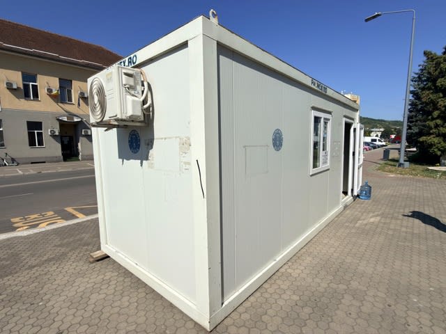 Devenii pot primi gratuit apă potabilă în timpul caniculei, în puncte din oraș