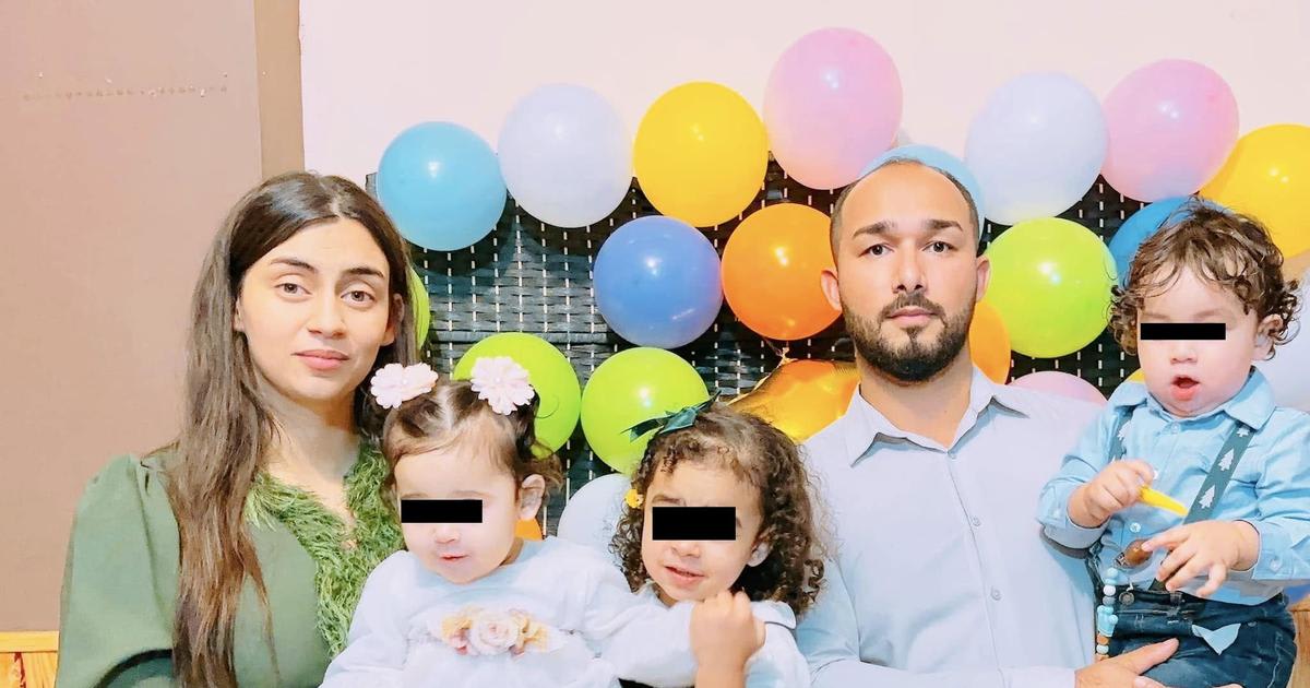 Mama îndurerată care își amintește de copiii pierduți Mama îndurerată care își amintește de copiii pierduți