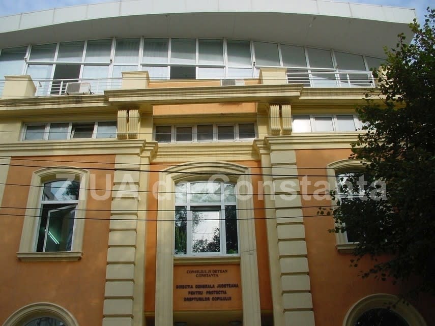 Societate software în birou, echipamente IT, Constanța Societate software în birou, echipamente IT, Constanța