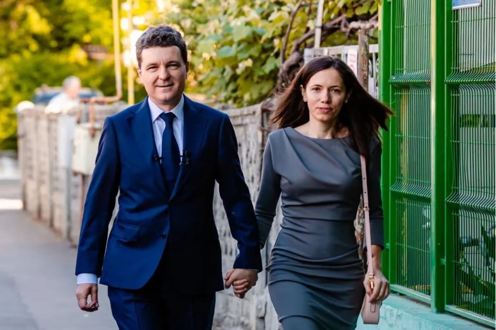 Nicușor Dan și Mirabela Grădinaru la eveniment public Nicușor Dan și Mirabela Grădinaru la eveniment public