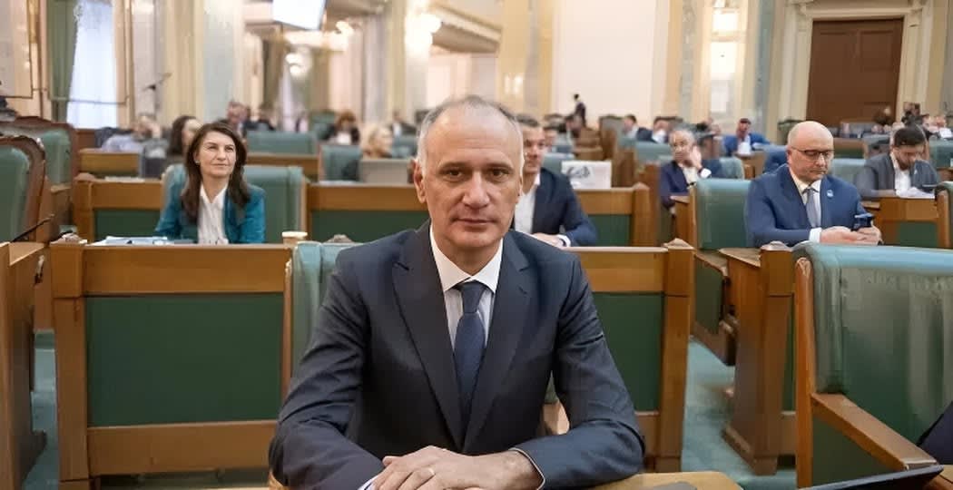Sorin Șipoș în discurs politic la Timișoara Sorin Șipoș în discurs politic la Timișoara