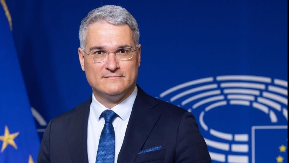 Pîslaru: Suspendarea hotărârii privind fondurile norvegiene poate bloca implementarea, avertizează ministrul