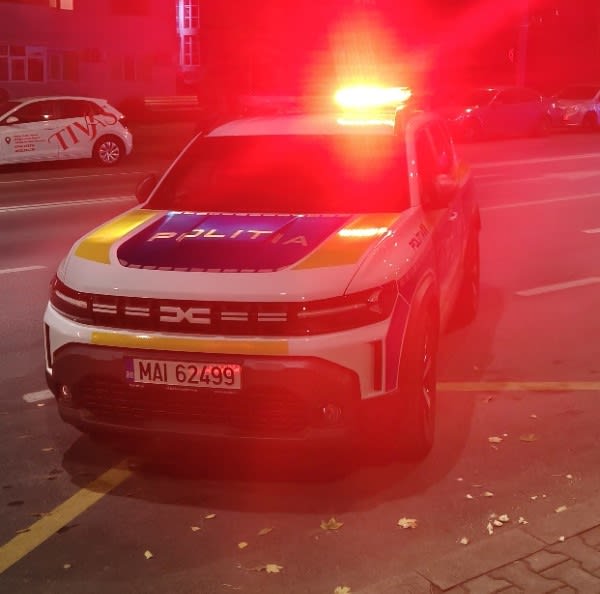Polițiști în acțiune în Vaslui, reținerea unui șofer beat Polițiști în acțiune în Vaslui, reținerea unui șofer beat
