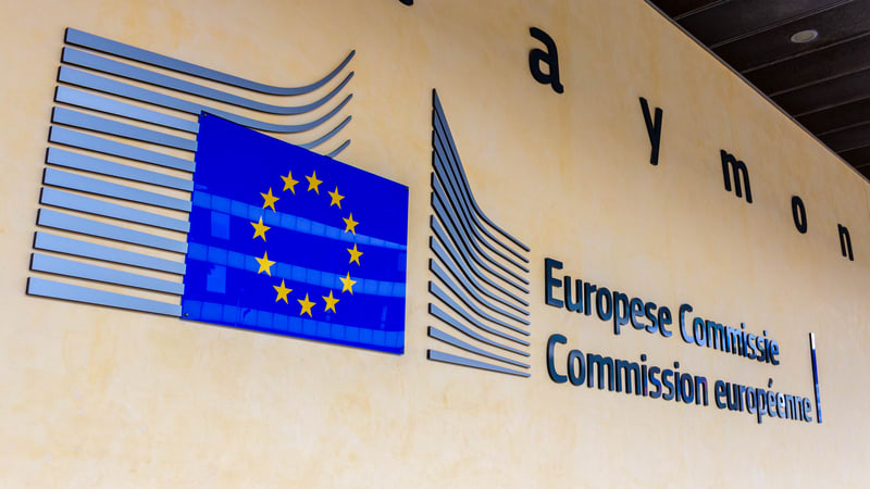 Comisia Europeană avertizează România după adoptarea legii decarbonizării