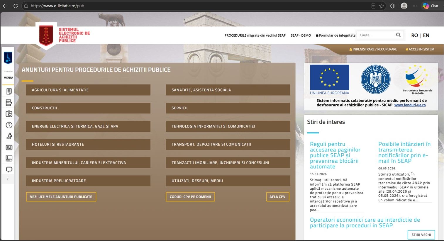 Participanți la curs online de achiziții publice în fața calculatorului Participanți la curs online de achiziții publice în fața calculatorului