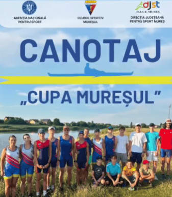 Sportivi canotaj pe lacul din Târgu Mureș în timpul competiției Sportivi canotaj pe lacul din Târgu Mureș în timpul competiției